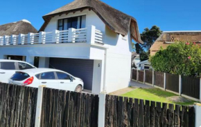 Modern 3 Bedroom Home in St Francis Bay
